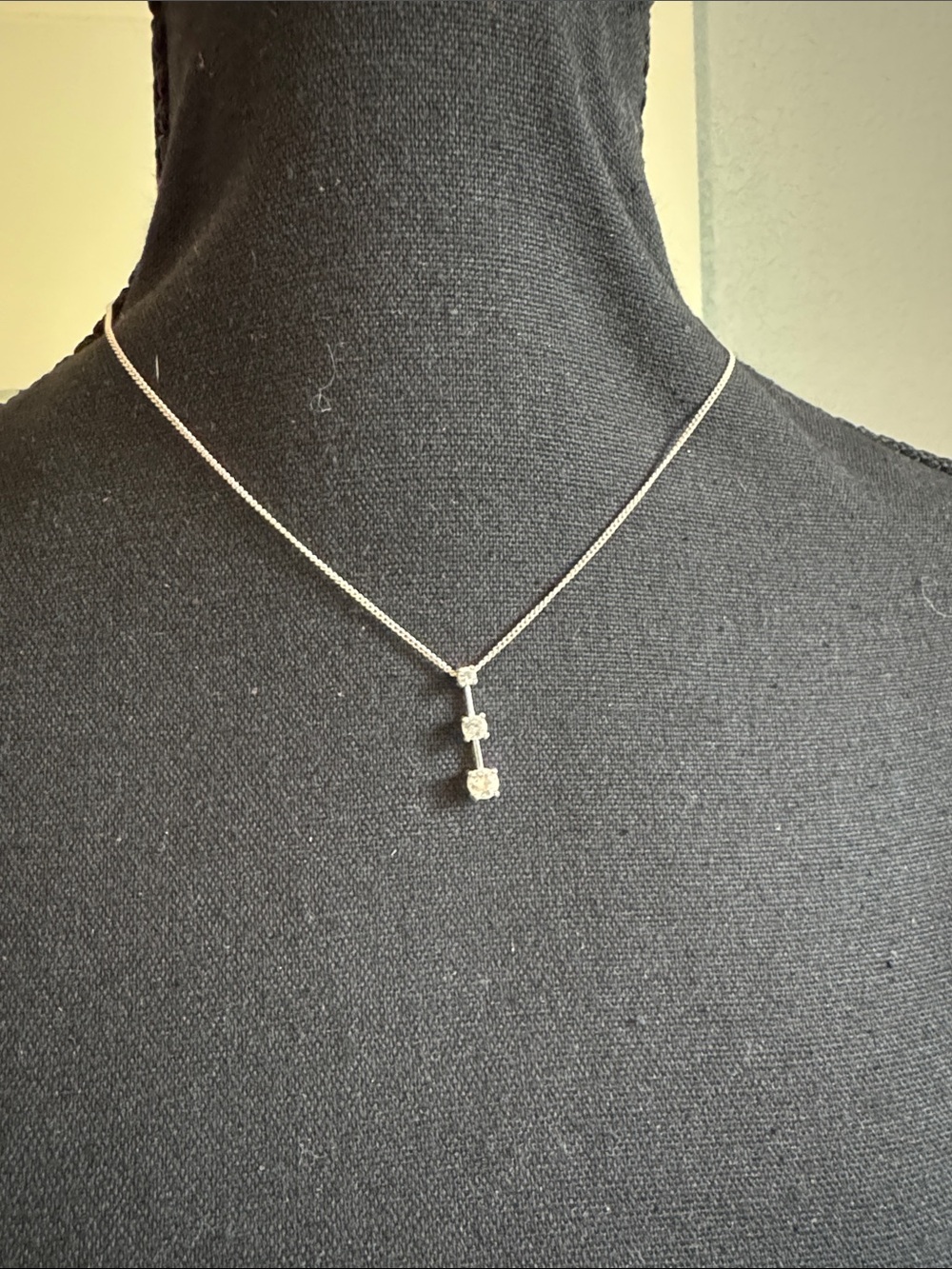 Money Three-Drop Pendant Necklace - White